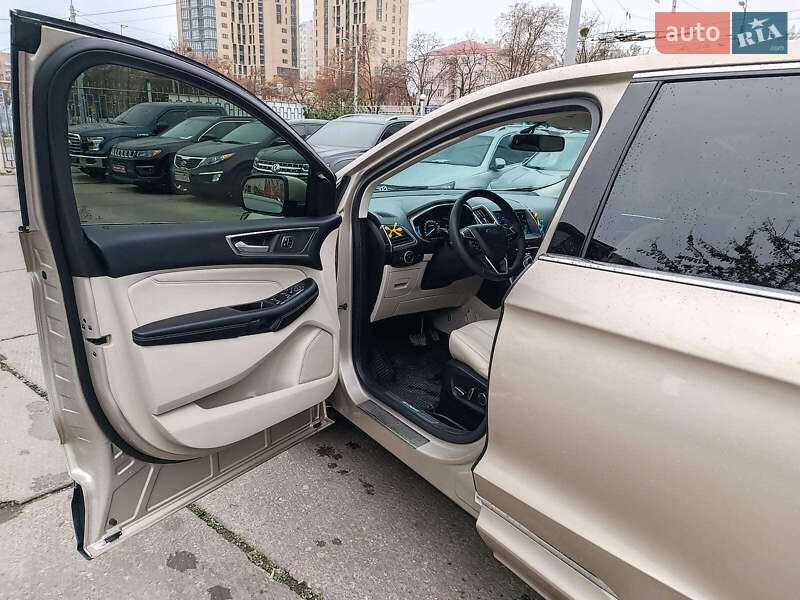 Позашляховик / Кросовер Ford Edge 2017 в Харкові
