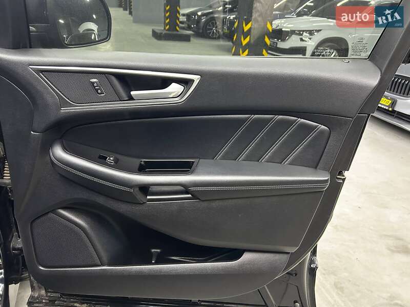 Внедорожник / Кроссовер Ford Edge 2016 в Черновцах