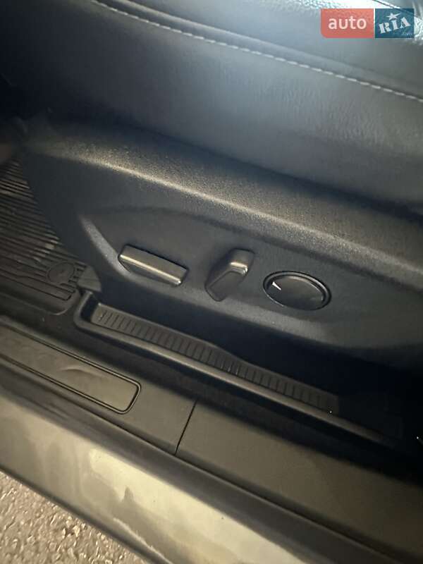 Позашляховик / Кросовер Ford Edge 2021 в Одесі фото 40 Позашляховик / Кросовер Ford Edge 2021 в Одесі