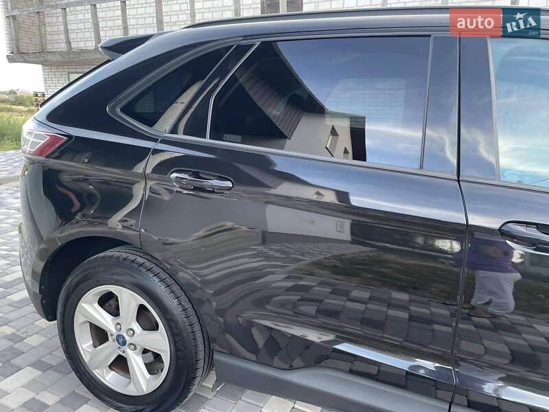 Позашляховик / Кросовер Ford Edge 2015 в Броварах