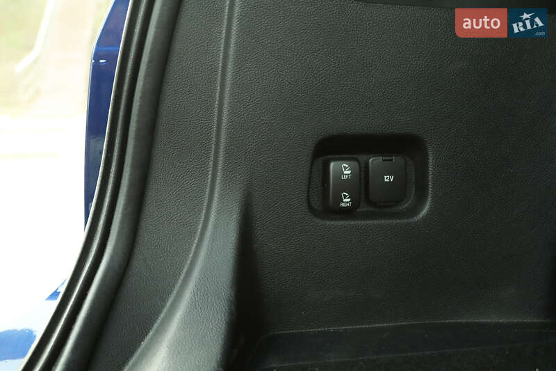 Позашляховик / Кросовер Ford Edge 2015 в Києві фото 41 Позашляховик / Кросовер Ford Edge 2015 в Києві