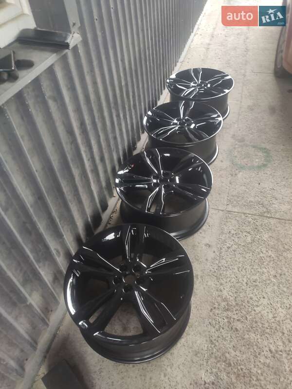 Позашляховик / Кросовер Ford Edge 2019 в Львові фото 23 Позашляховик / Кросовер Ford Edge 2019 в Львові