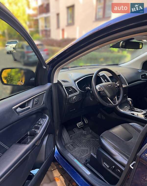 Позашляховик / Кросовер Ford Edge 2016 в Бібрці