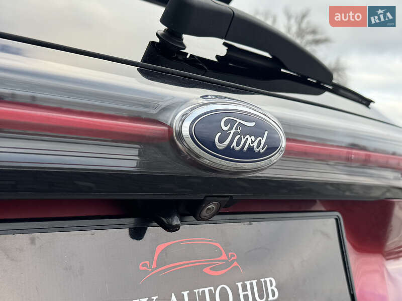 Внедорожник / Кроссовер Ford Edge 2016 в Киеве