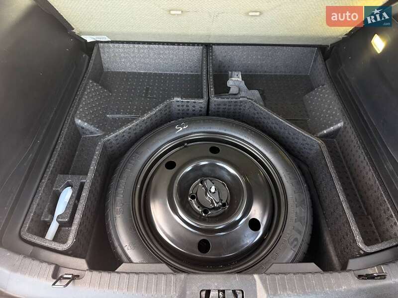 Позашляховик / Кросовер Ford Edge 2016 в Хмельницькому фото 17 Позашляховик / Кросовер Ford Edge 2016 в Хмельницькому