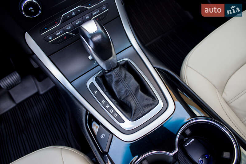 Внедорожник / Кроссовер Ford Edge 2017 в Жовкве