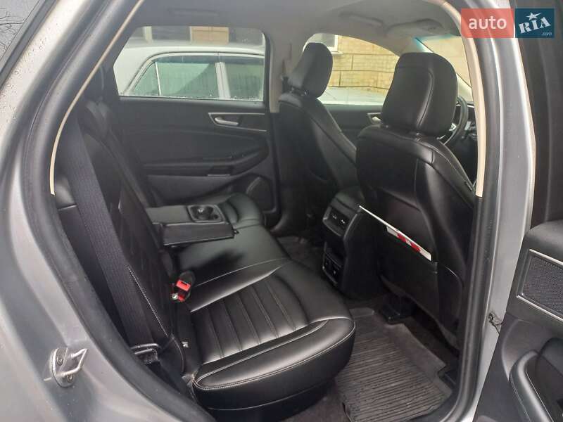 Позашляховик / Кросовер Ford Edge 2020 в Умані