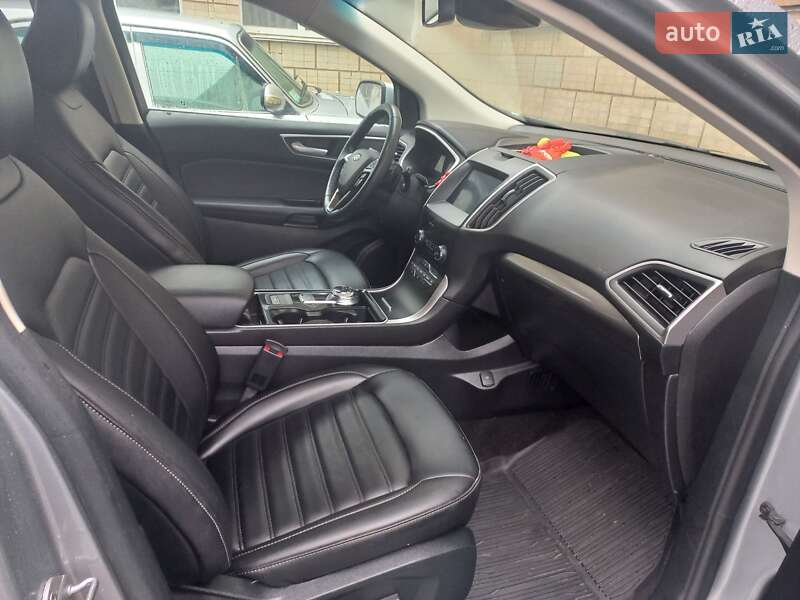 Позашляховик / Кросовер Ford Edge 2020 в Умані