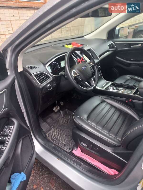 Позашляховик / Кросовер Ford Edge 2020 в Умані