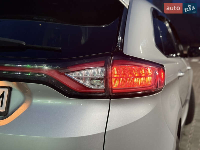 Позашляховик / Кросовер Ford Edge 2016 в Дніпрі