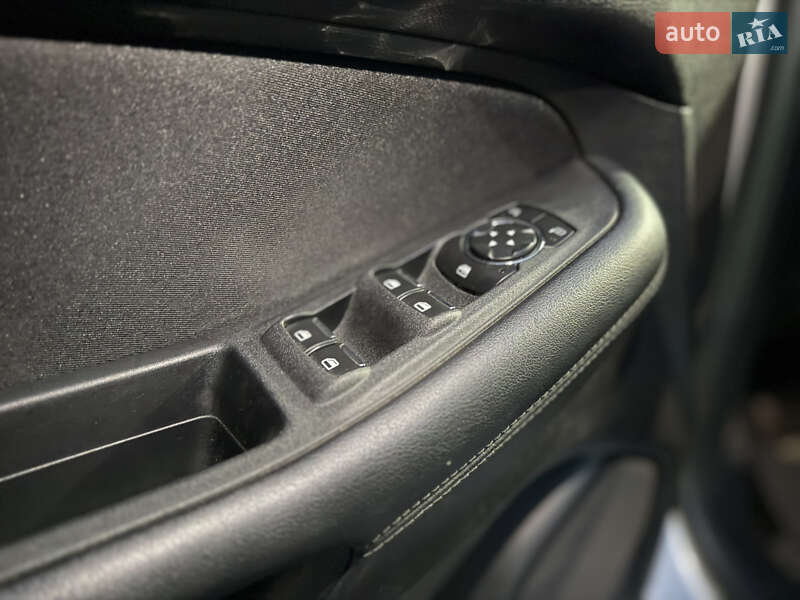 Позашляховик / Кросовер Ford Edge 2016 в Дніпрі