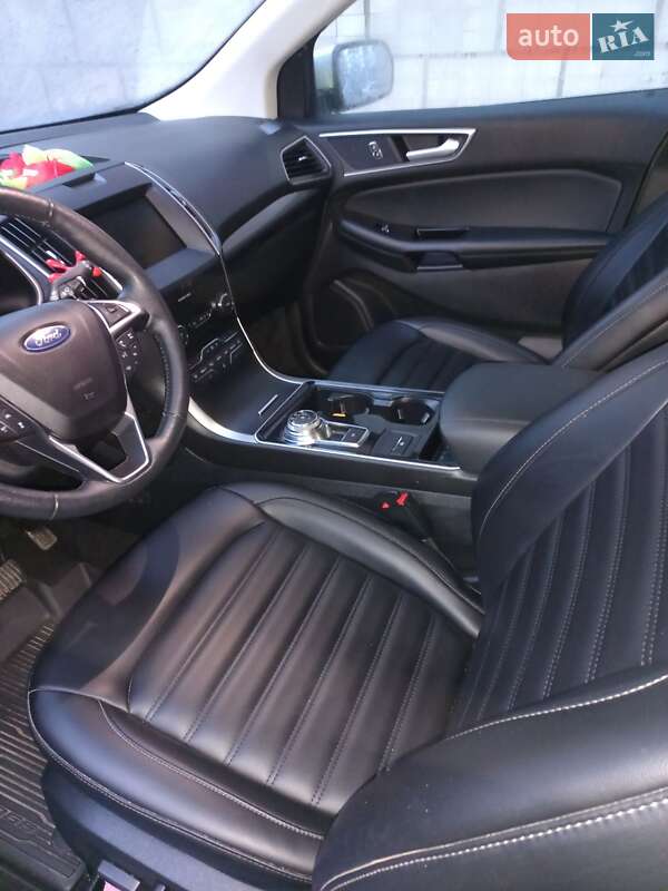 Позашляховик / Кросовер Ford Edge 2020 в Умані
