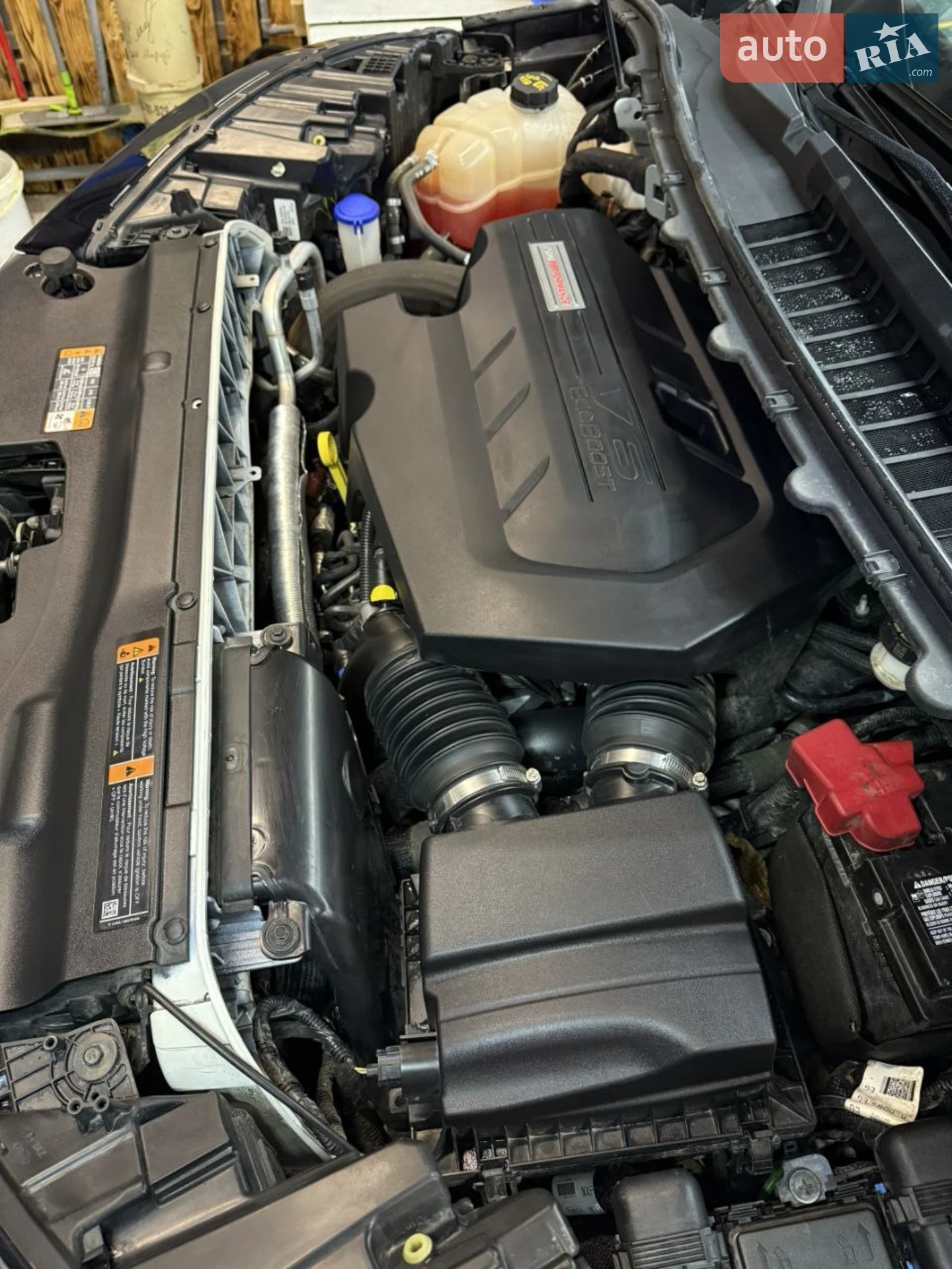 2019 Ford Edge - мініатюра 2