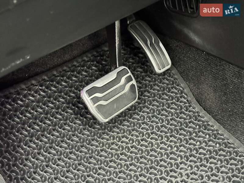 Внедорожник / Кроссовер Ford Edge 2017 в Днепре