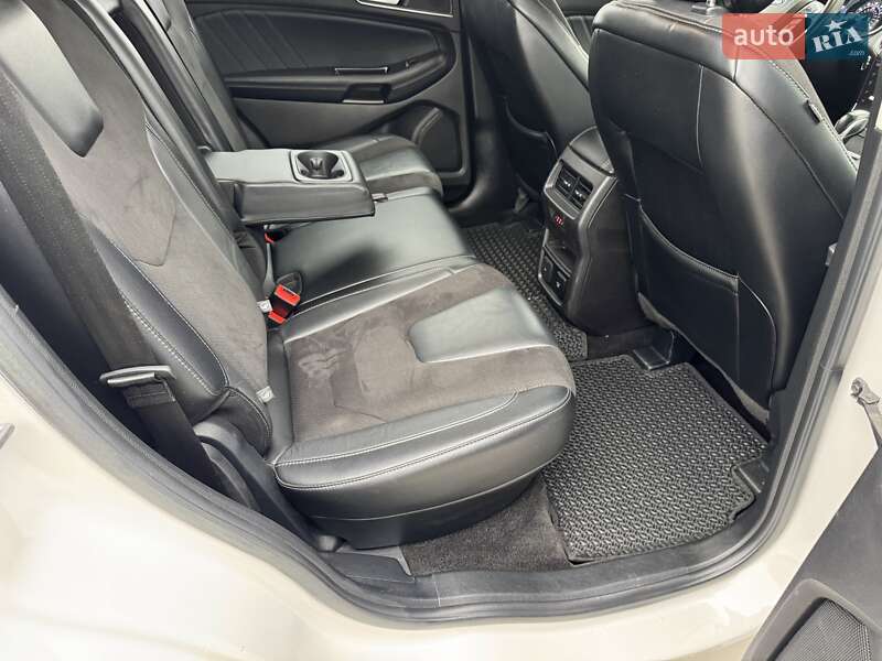 Внедорожник / Кроссовер Ford Edge 2017 в Днепре