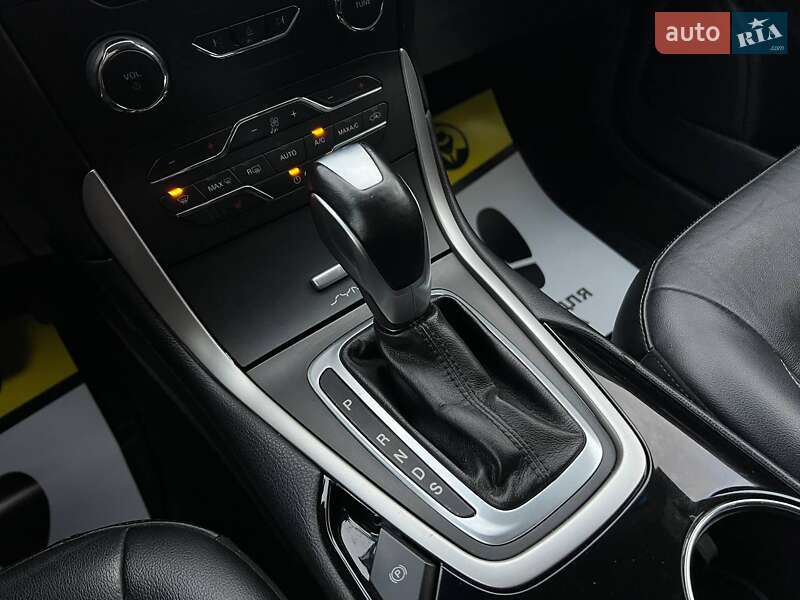 Позашляховик / Кросовер Ford Edge 2015 в Івано-Франківську