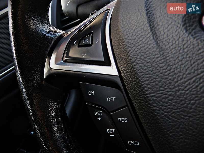 Внедорожник / Кроссовер Ford Edge 2015 в Черкассах