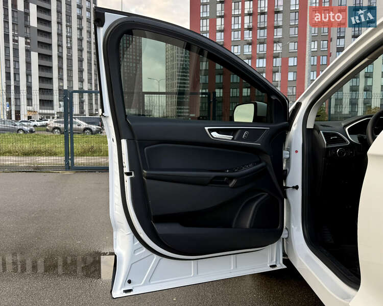 Внедорожник / Кроссовер Ford Edge 2019 в Киеве