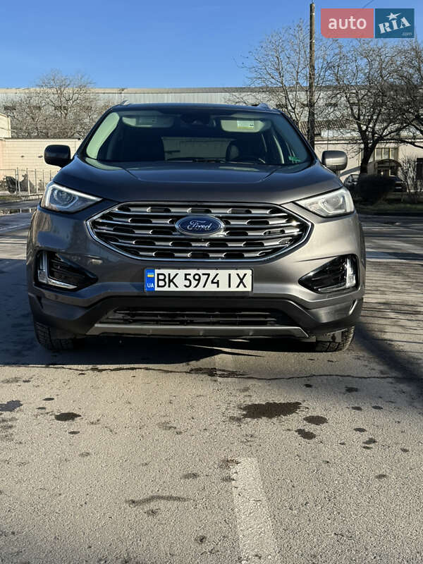 Ford Edge 2021