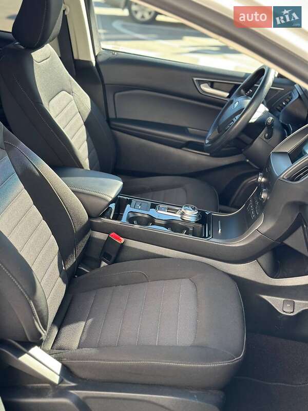 Внедорожник / Кроссовер Ford Edge 2020 в Киеве