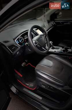 Внедорожник / Кроссовер Ford Edge 2017 в Хмельницком