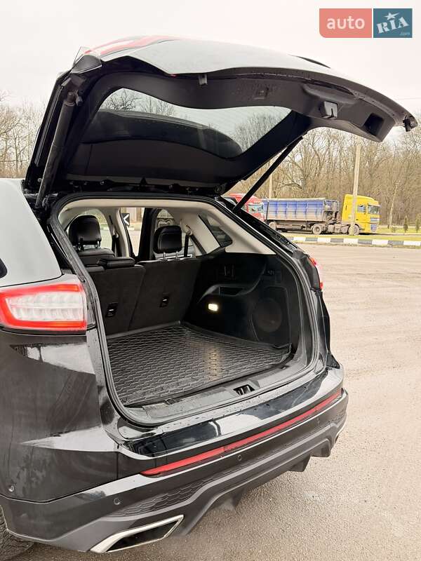 Внедорожник / Кроссовер Ford Edge 2017 в Хмельницком
