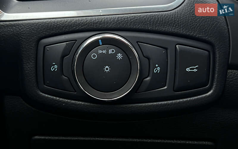 Внедорожник / Кроссовер Ford Edge 2018 в Львове