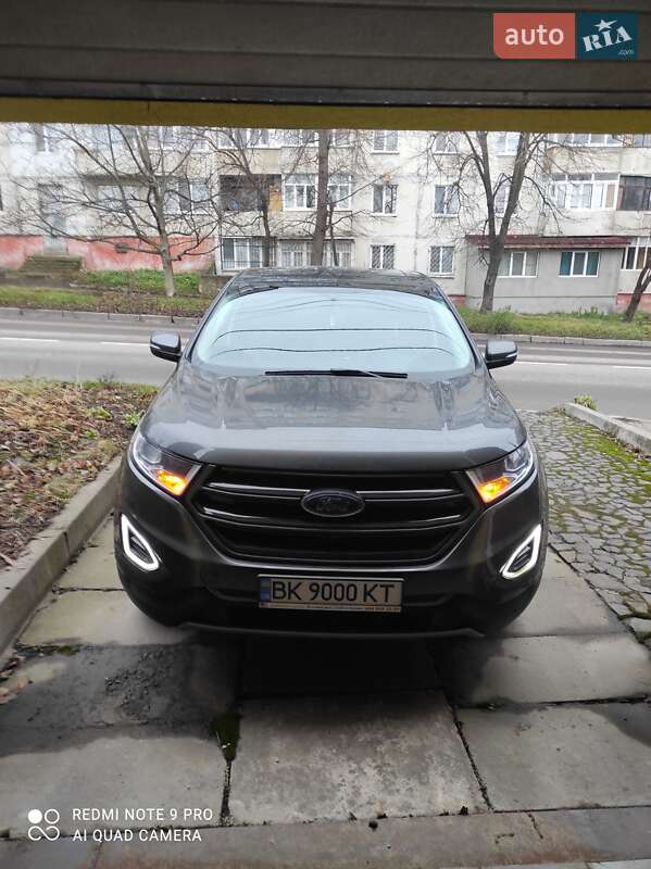 Ford Edge 2016
