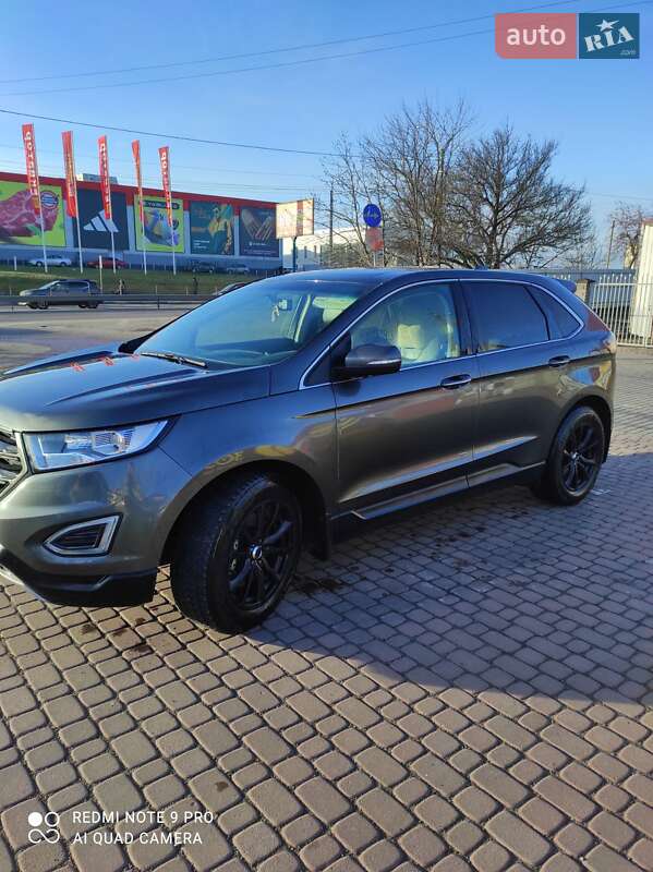 Позашляховик / Кросовер Ford Edge 2016 в Рівному