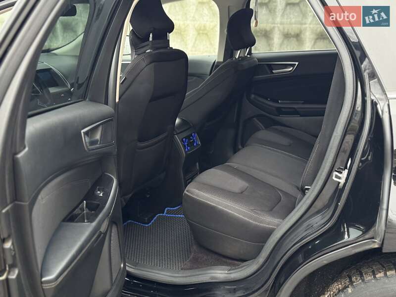 Внедорожник / Кроссовер Ford Edge 2017 в Бахмаче