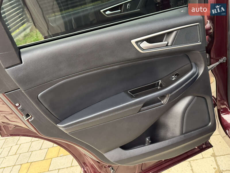 Внедорожник / Кроссовер Ford Edge 2018 в Дрогобыче