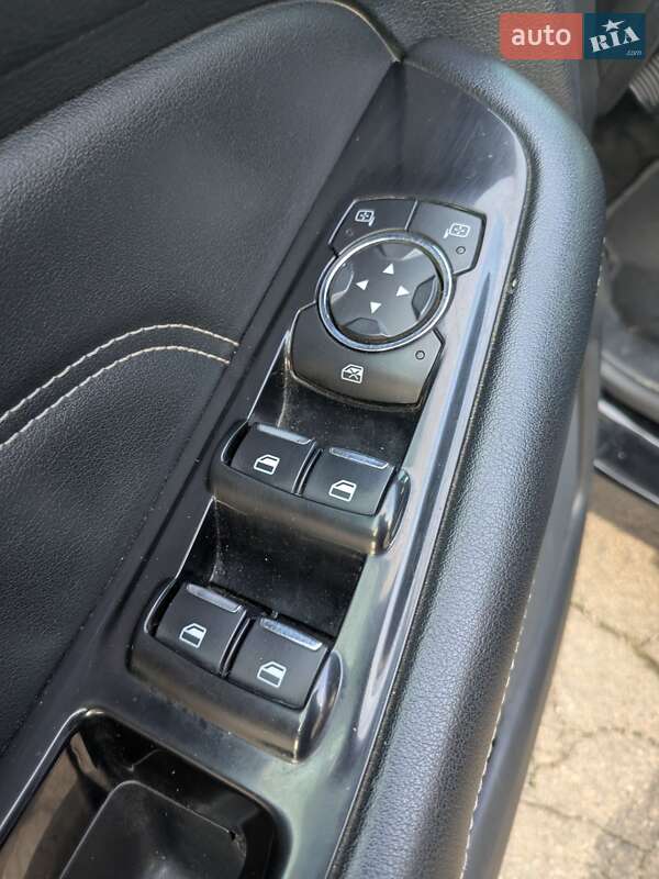 Внедорожник / Кроссовер Ford Edge 2015 в Николаеве