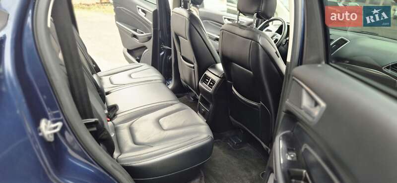 Внедорожник / Кроссовер Ford Edge 2017 в Дубно