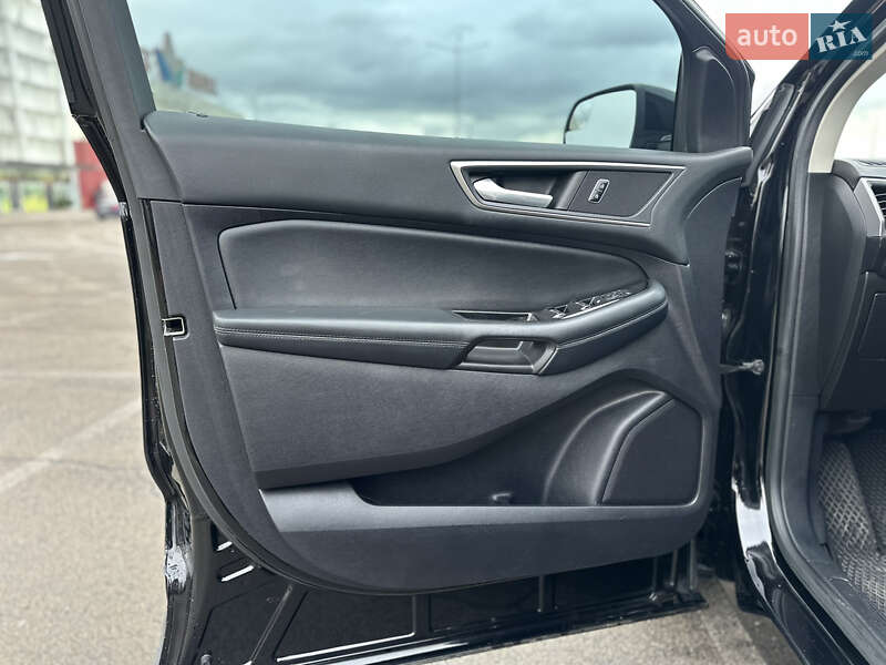 Внедорожник / Кроссовер Ford Edge 2017 в Киеве