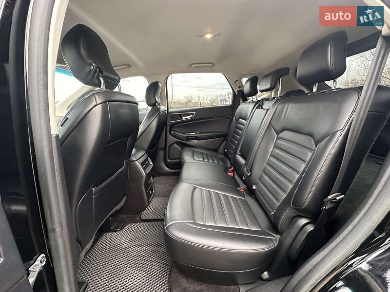 Внедорожник / Кроссовер Ford Edge 2017 в Киеве