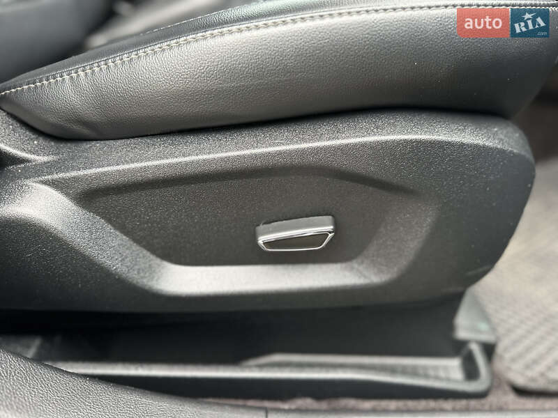 Внедорожник / Кроссовер Ford Edge 2017 в Киеве