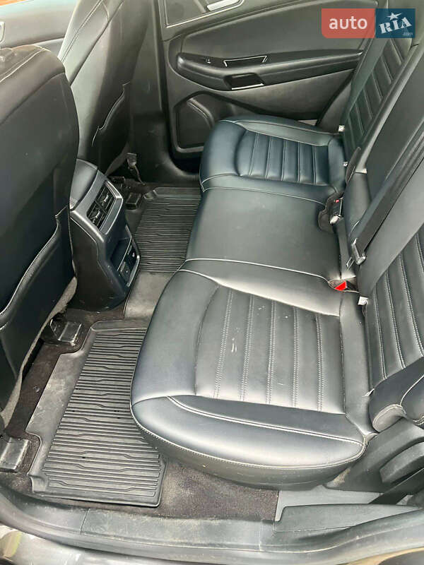 Внедорожник / Кроссовер Ford Edge 2019 в Ровно