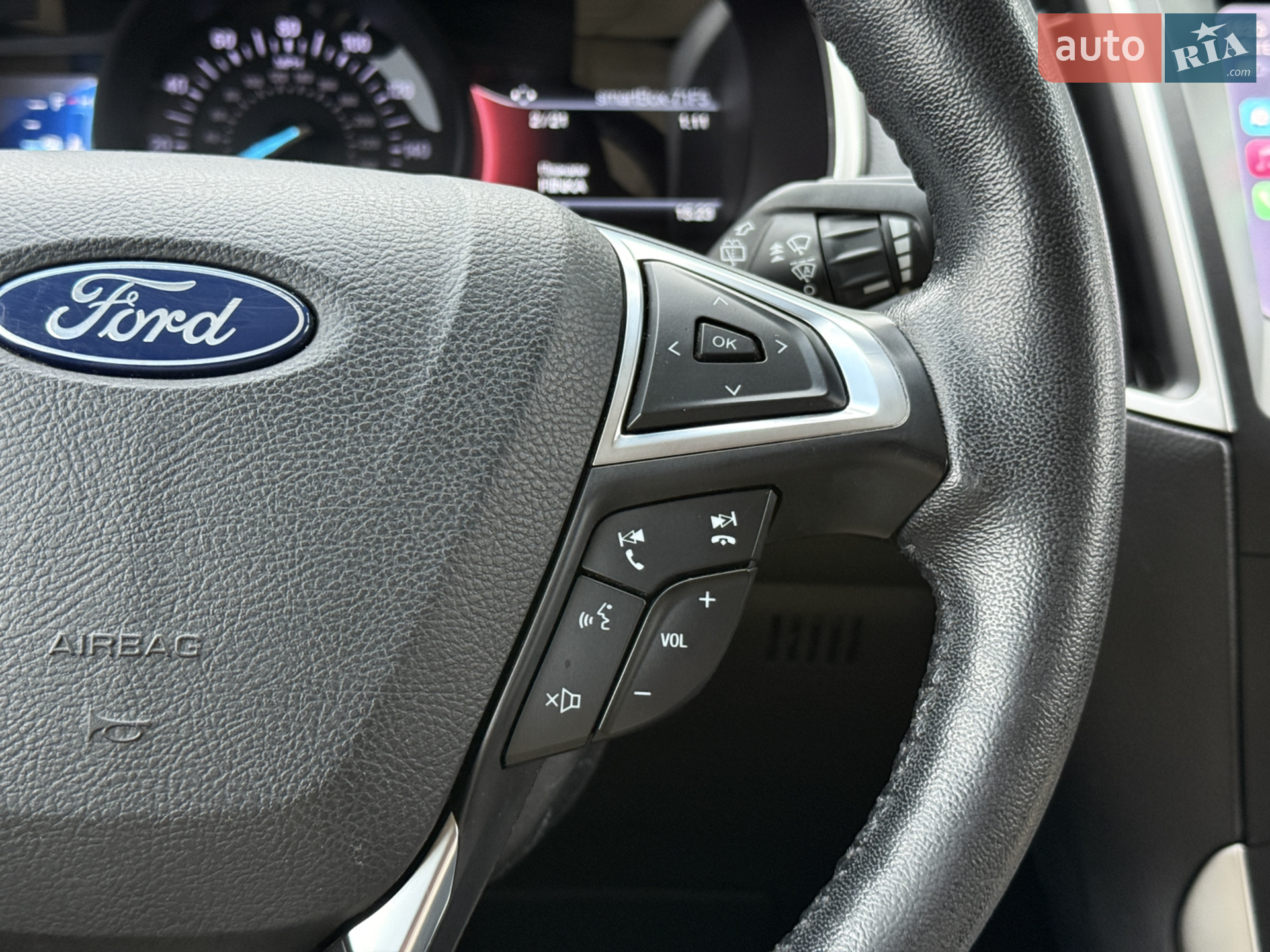 2019 Ford Edge - мініатюра 18