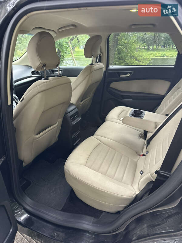 Внедорожник / Кроссовер Ford Edge 2015 в Сумах