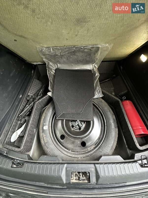 Внедорожник / Кроссовер Ford Edge 2015 в Сумах