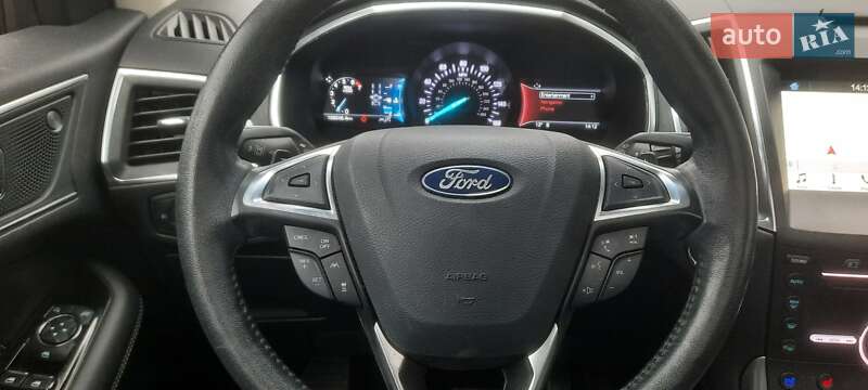Позашляховик / Кросовер Ford Edge 2018 в Рівному