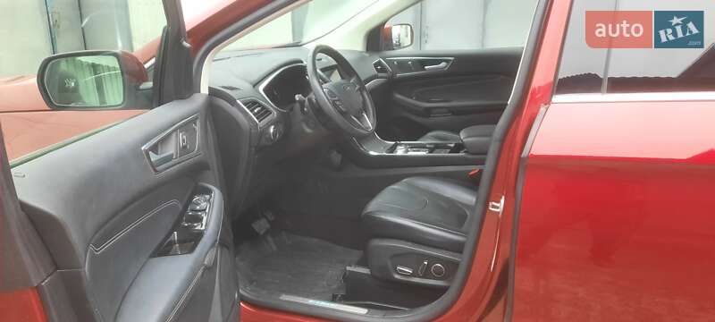 Позашляховик / Кросовер Ford Edge 2018 в Рівному