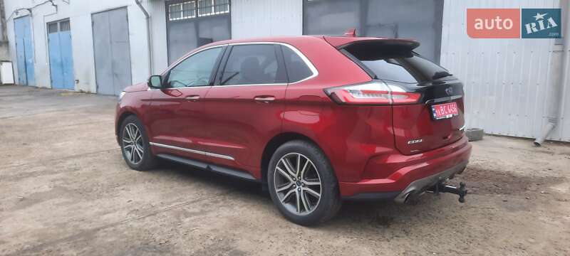 Позашляховик / Кросовер Ford Edge 2018 в Рівному