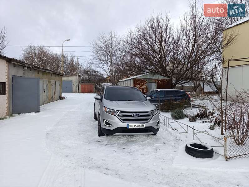 Внедорожник / Кроссовер Ford Edge 2017 в Каменец-Подольском