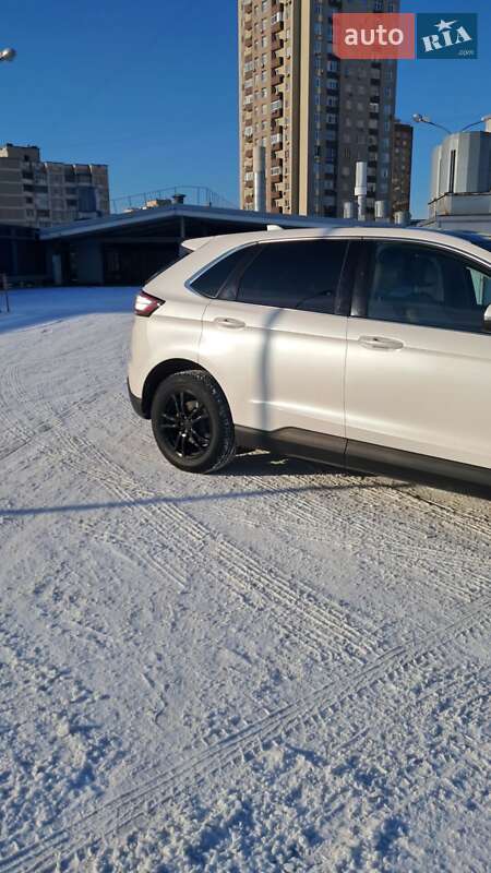 Позашляховик / Кросовер Ford Edge 2015 в Києві