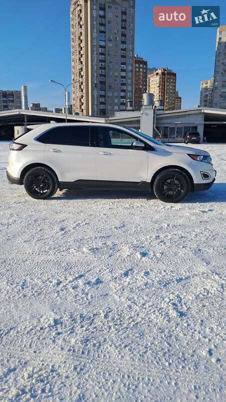 Позашляховик / Кросовер Ford Edge 2015 в Києві