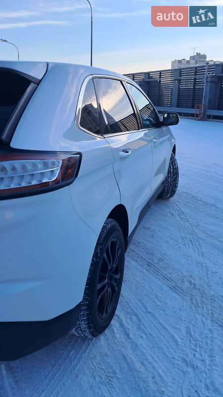 Позашляховик / Кросовер Ford Edge 2015 в Києві