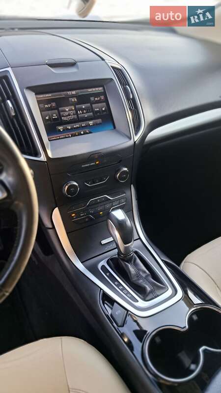 Позашляховик / Кросовер Ford Edge 2015 в Києві