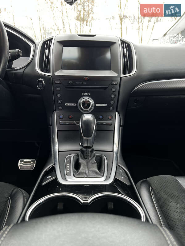 Внедорожник / Кроссовер Ford Edge 2017 в Городенке