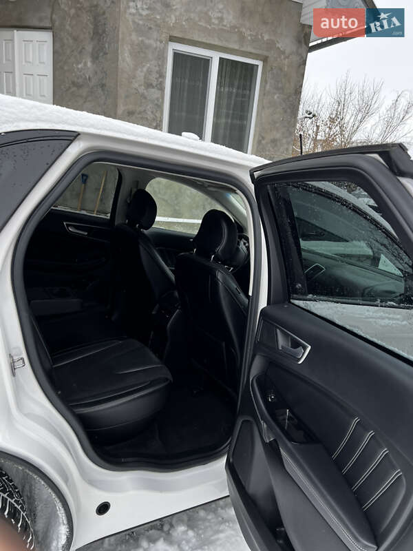 Внедорожник / Кроссовер Ford Edge 2017 в Городенке